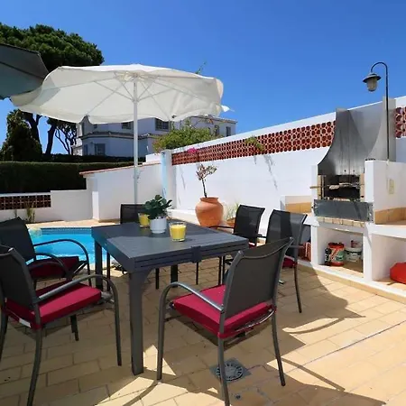 Colombia V3 Privada Com Piscina * Quarteira